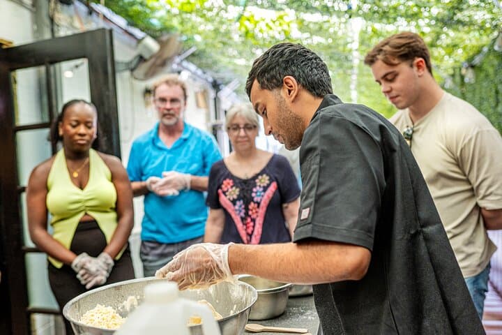 Samosa and Sips Cooking Class in Little India