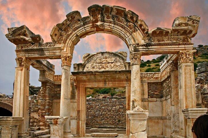 Mini Group Ephesus & House of Virgin Mary Tour (Max. 10 guests)