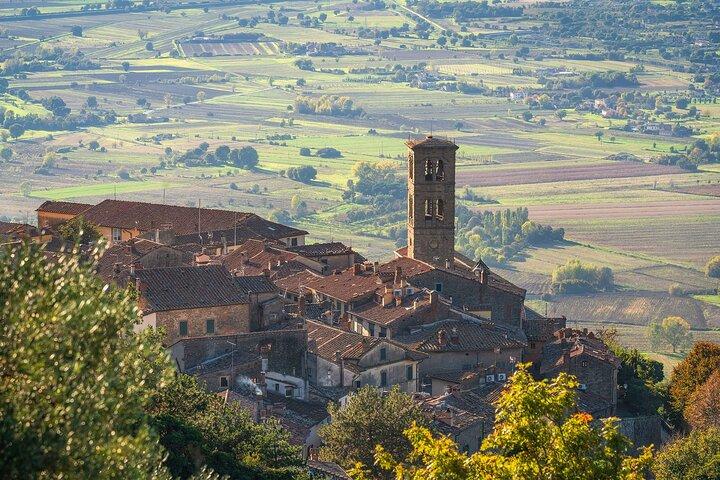 Small-Group Arezzo and Cortona Day Trip from Siena
