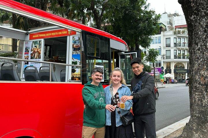 Hanoi Exclusive Craft Beer Bus: Cultural Sightseeing City Tour
