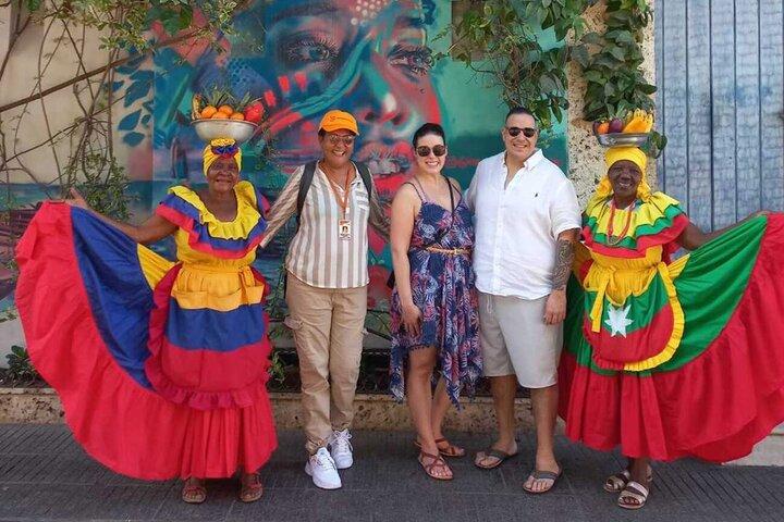 Cartagena: Walled City, Getsemani & San Felipe Castle City Tour