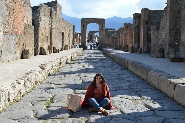 POMPEI & VESUVIUS TOUR from NAPLES (tickets and Hotel Pick-up INCLUDED)