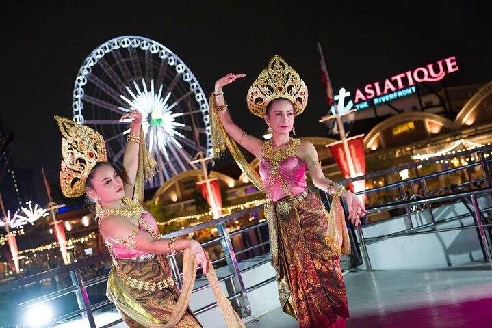 Bangkok The Luxury White Sunset or Dinner Cruise (Asiatique Pier)