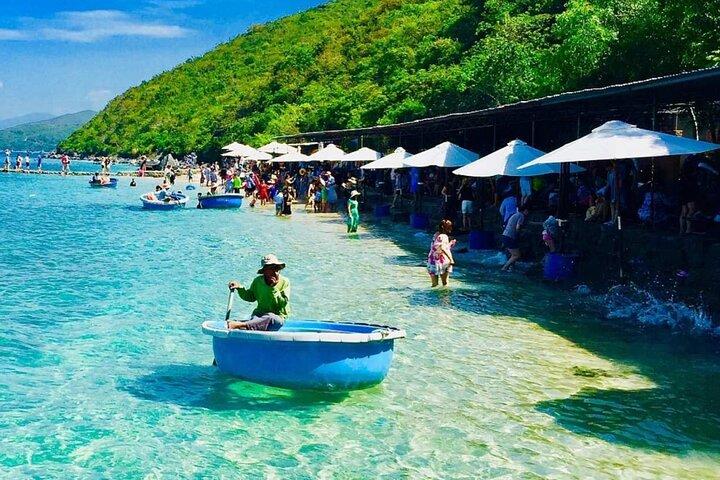 Snorkeling and BBQ with Mud Bath in Nha Trang Island