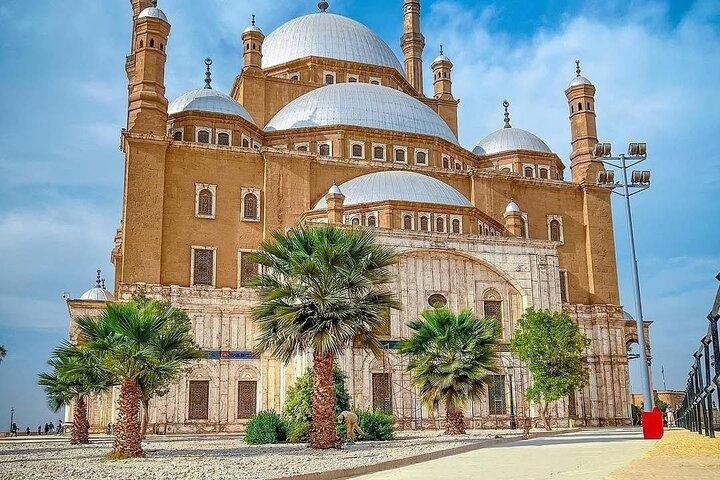 Old Islamic & Coptic Cairo Tour