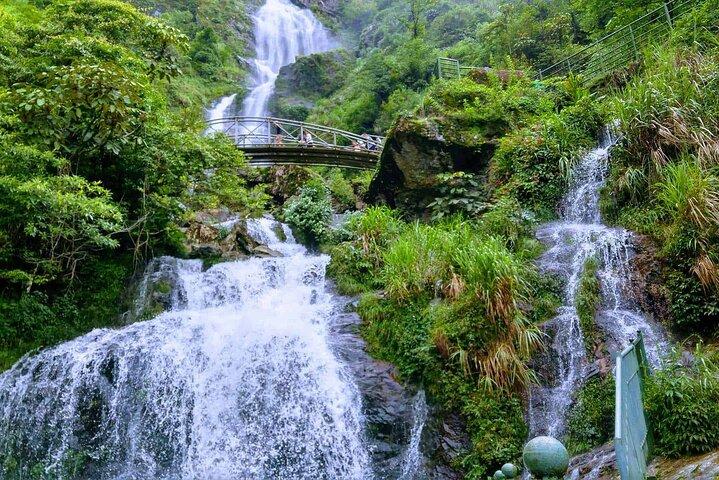Ba Be Lake and Motorbike 2D1N Tour from Hanoi