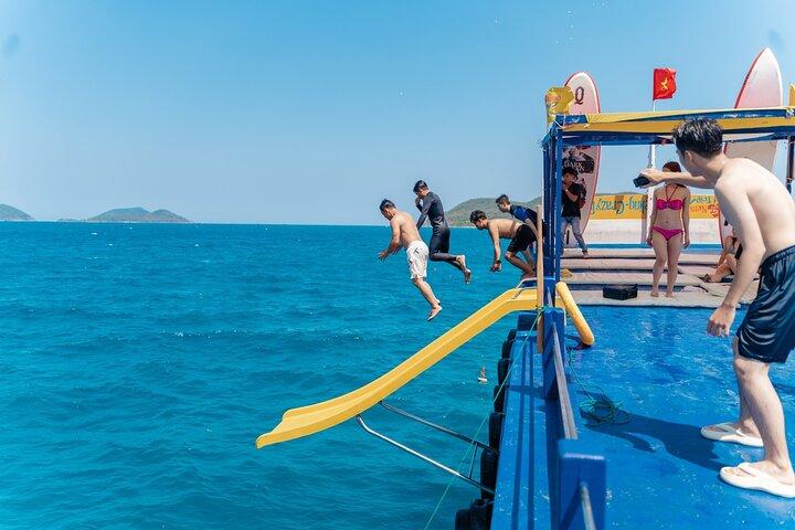 Nha Trang Island Snorkeling BBQ Party and Floating Bar