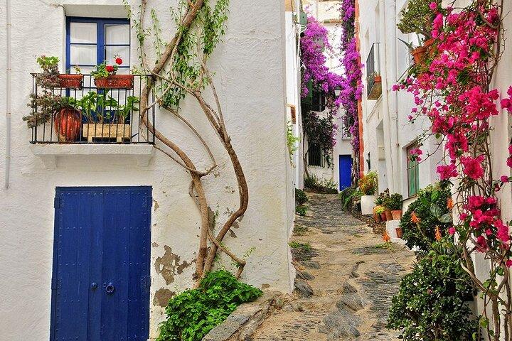 From Roses: Visit Cadaqués (New Free Audio Guide)