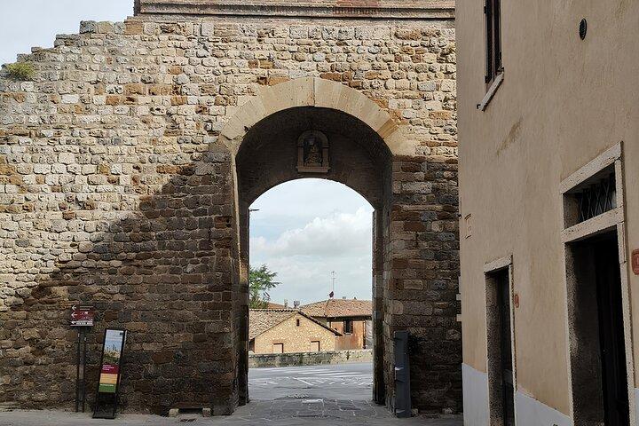 From Florence: San Gimignano, Siena & Monteriggioni Private Tour