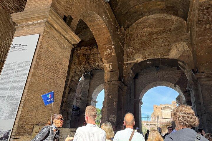 Complete Colosseum Experience: Arena, Roman Forum & Palatine Hill