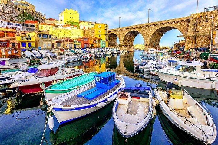 Deluxe Cruise Friendly Marseille Tour including Aix-en-Provence
