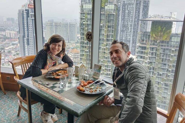 Petronas Twin Towers Special Entrance & Dining With Expert Guide