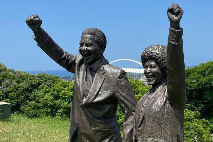 Robben Island City and Table Mountain Tour All Inclusive