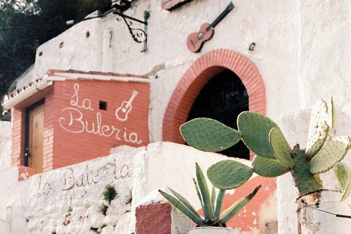 Albaicín and Sacromonte Sunset tour + Flamenco show