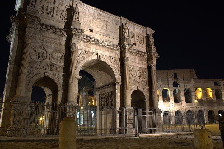Night at the Colosseum Guided Tour of Ancient Rome