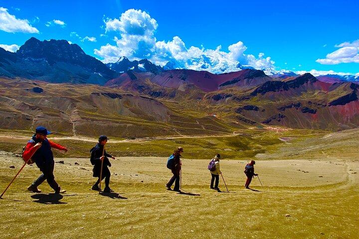 Rainbow Mountain and Red Valley Tour Lunch