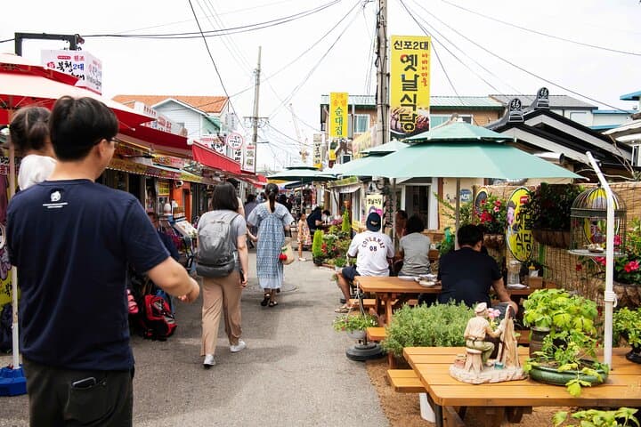 Gangwon East Coast Private Tour|BTS Landmark, Market & Seoraksan