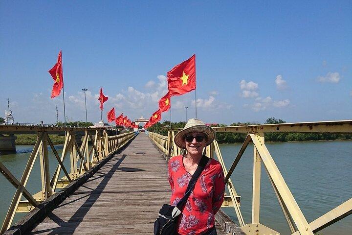 Private DMZ Tour from Hue Vinh Moc Tunnel & Khe Sanh Combat Zone