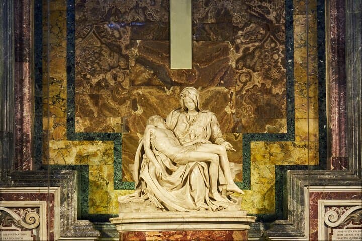 Vatican: Skip the line tour Vatican Museums and Sistine Chapel