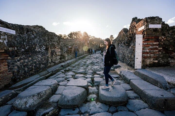 Pompeii Skip-the-Line Tour – Private and limited group options