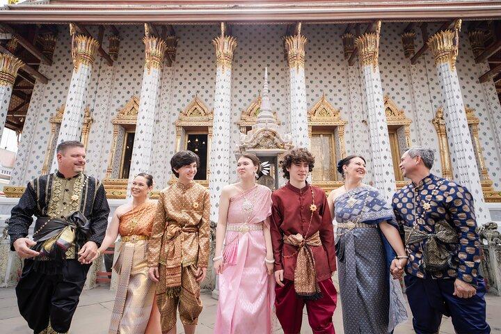 Thai Costume Photography at Wat Arun/Pho Temple: Bangkok