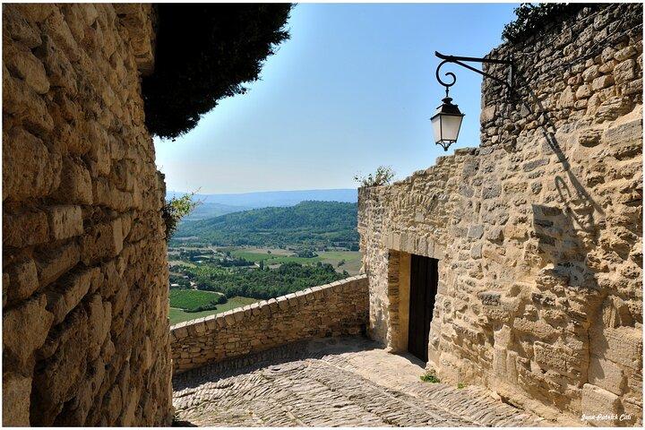 Gordes, Roussillon(+ Ochre Trail) & Fontaine de Vaucluse