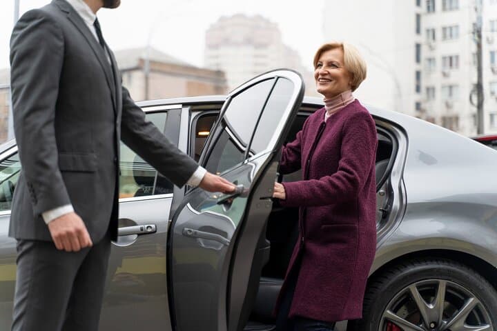 Dubai to Abu Dhabi Private Transfer