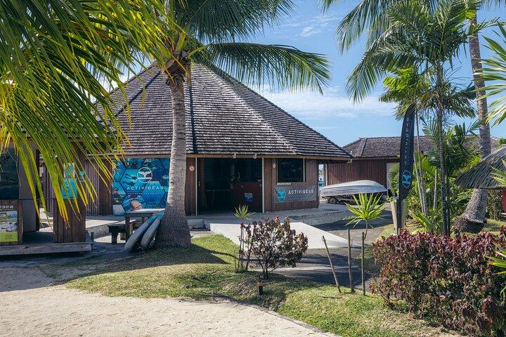 Snorkeling immersion in the wonders of Tahiti