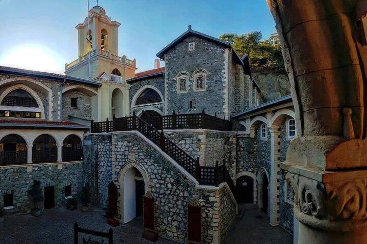 Troodos Mountains, Kykkos and Omodos Bus Tour from Paphos