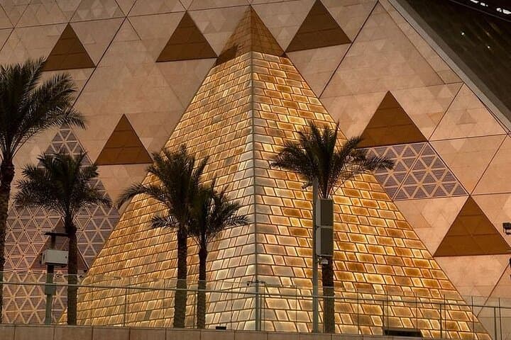 Guided Day Tour To Old Egyptian Museum and Grand Egyptian Museum