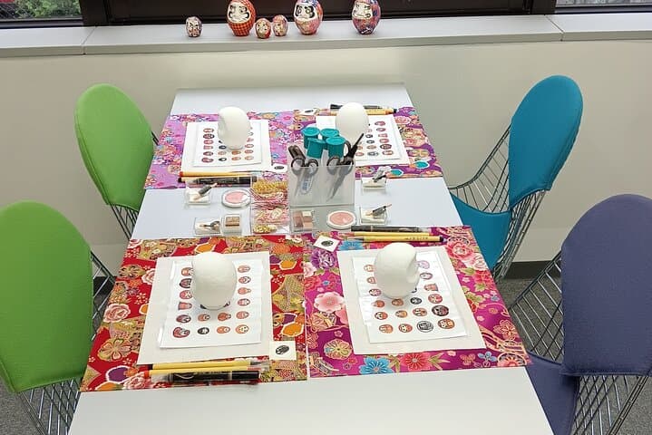 Daruma Workshop by Making your Own Japanese Souvenir in Shinjuku