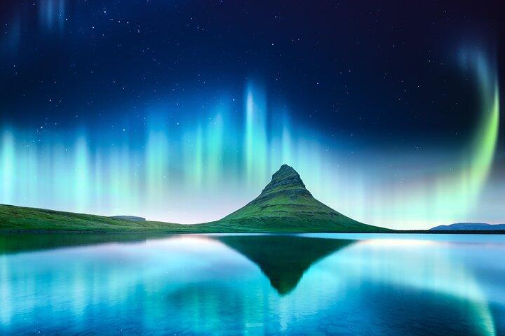 Northern Lights Small Group Tour from Reykjavik