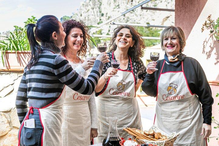 Olive Grove Tour with Oil & Wine Tasting in Assisi