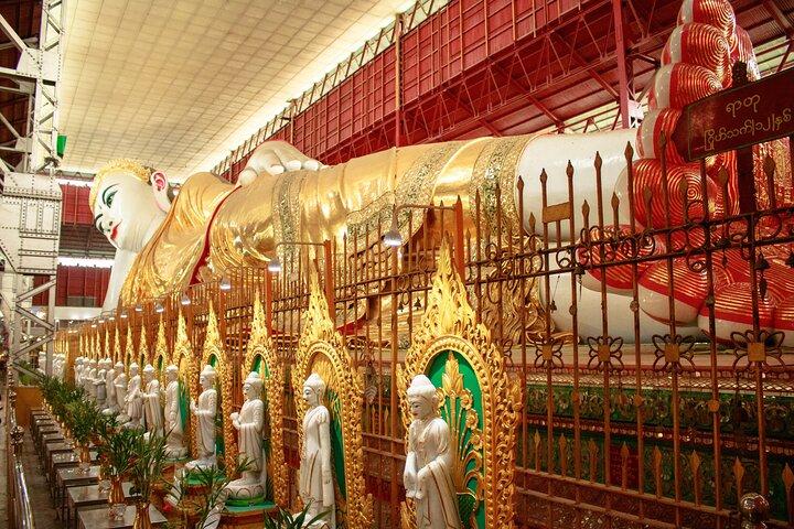 Yangon City Tour: Colonial Charm & Golden Pagodas