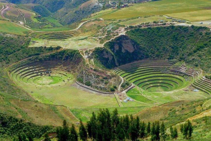 Sacred Valley & Maras Salt Mines Full Day Tour from Cusco