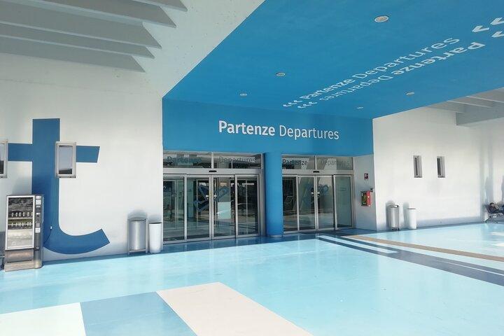 Small-Group Transfer from Trieste City to Trieste Airport
