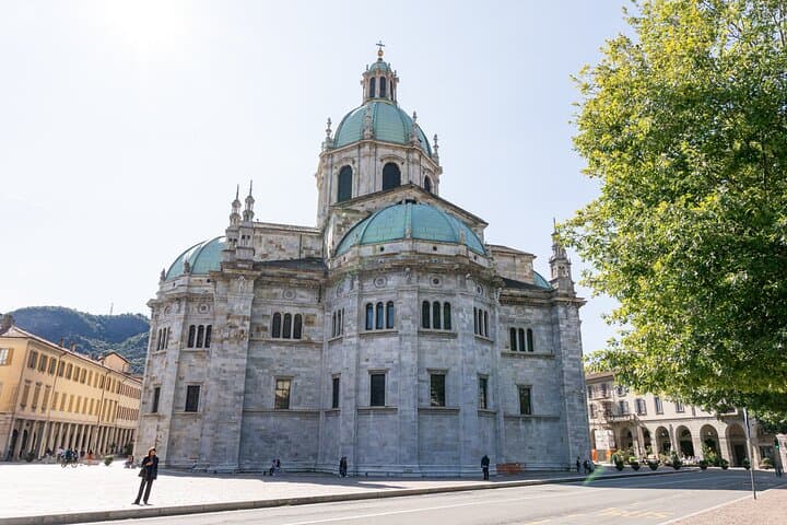Como, Bellagio & Lugano Day Tour with Lake Cruise
