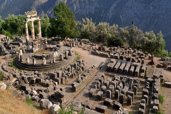 Delphi Oracle & Thermopylae Battlefield Private Tour From Athens