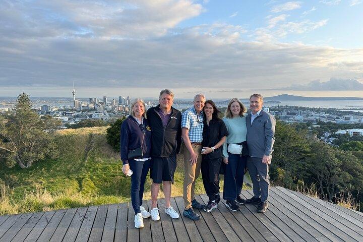 Private Tour: Auckland City, Aquarium, Sky Tower, Mt Eden & Wētā