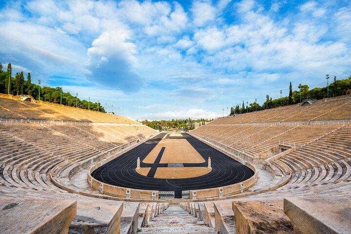 Small Group: Athens Panoramic Tour & Plaka (Pick up at Port)