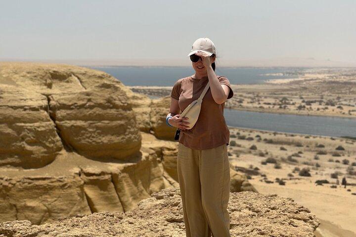 Jeep Safari Valley of the Whales Oasis Fayoum and Sandboarding