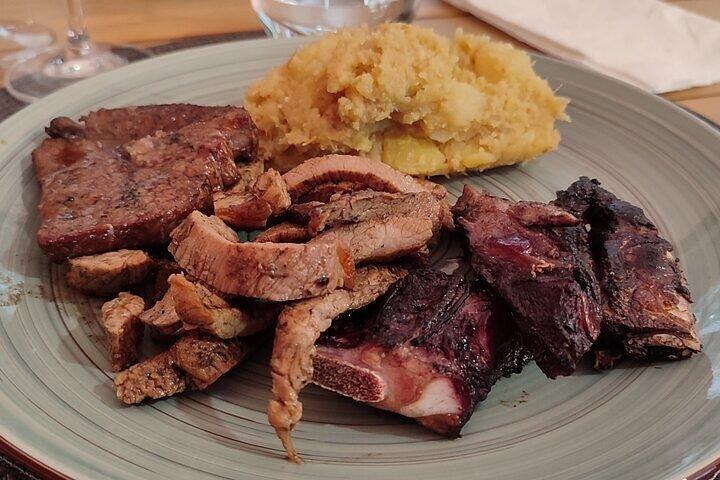 Régua: Prime Douro Valley Tour: 9 wines, Trad. Lunch & Priv. Boat