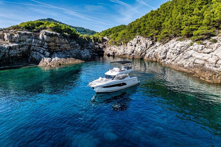 Exclusive Luxury Yacht Tour of the Elaphiti Islands