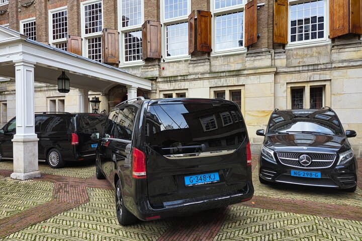 Private Airport Transfer to or from Schiphol Airport