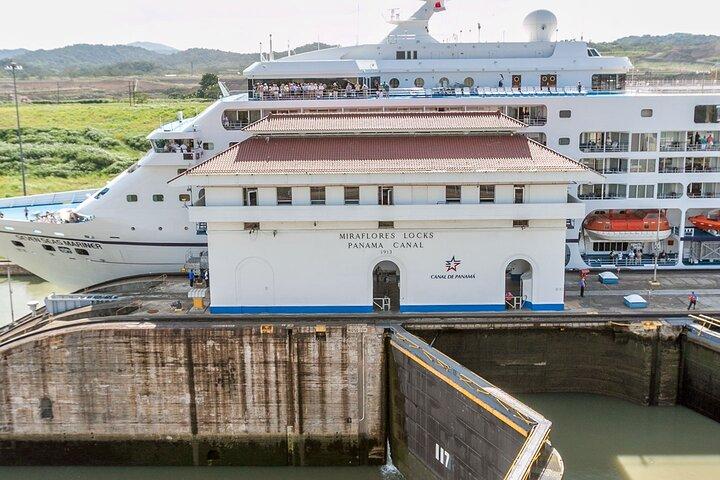 Panama Canal and Historic City Guided PRIVATE Tour