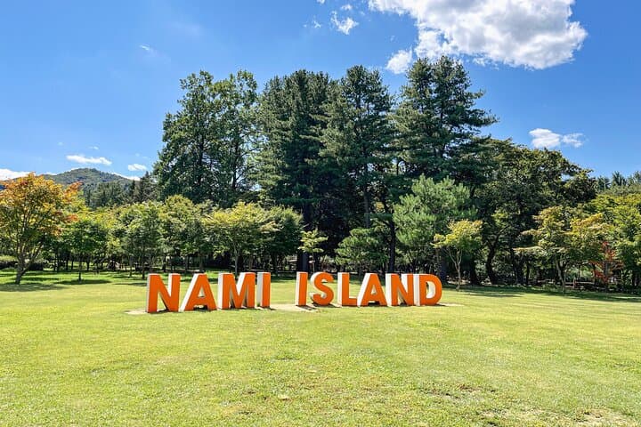 Mount Seorak and Nami Island One Day Tour from Seoul
