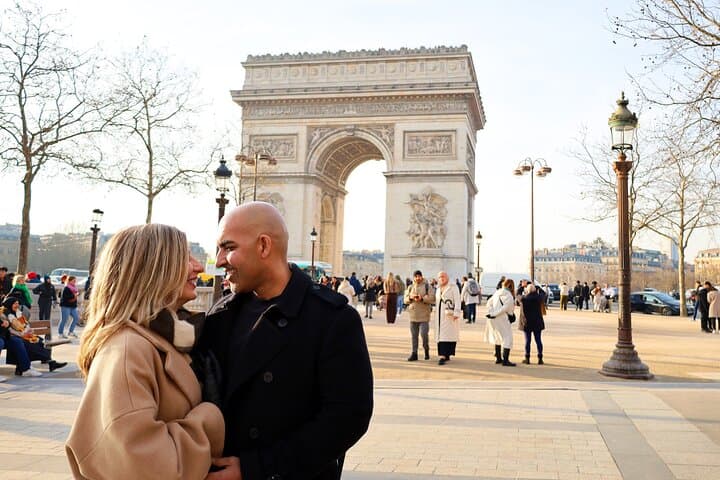 Full Day Private Tour of Paris in a Van with photoshoot included