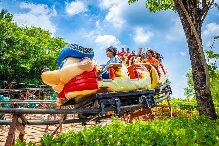Dream World Bangkok Entry Ticket with Unlimited Rides
