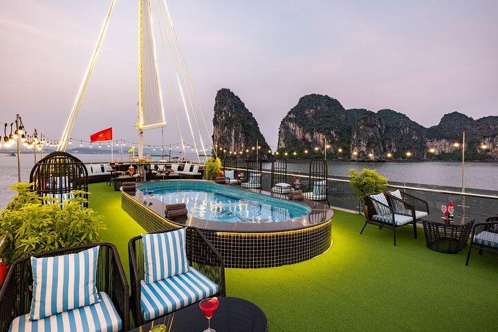 Ha Long Bay Day Tour by 5-Star Sunlight Grand/Crystal Cruise