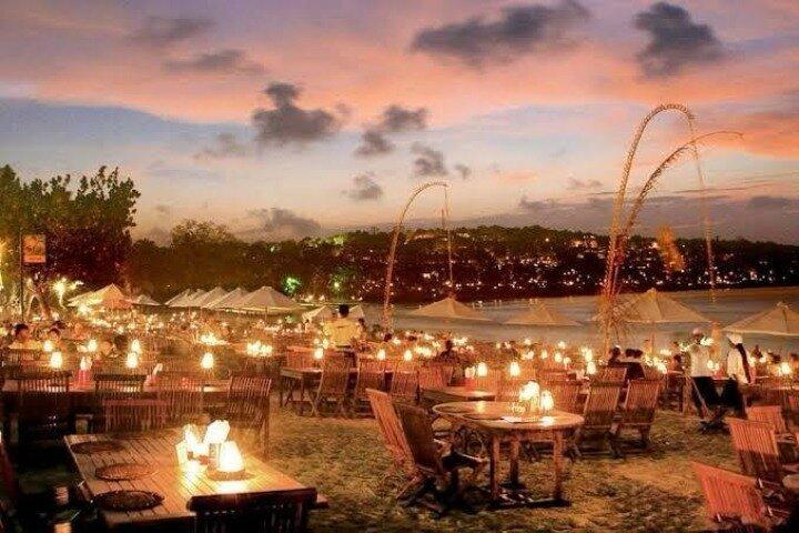 Romantic Seafood Dinner at Jimbaran Beach Bali include Sunset